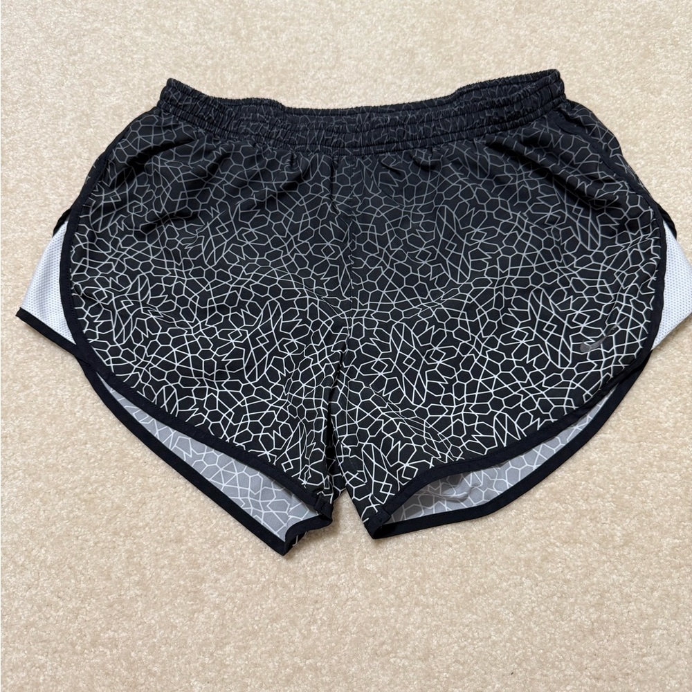Nike Dry Fit Small black and white Patterned Women's Athletic Shorts